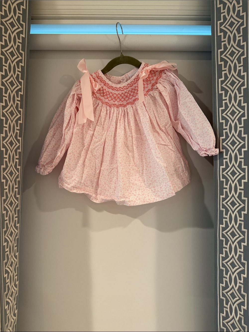 Girls' Pink Smocked Long-Sleeve Blouse with Ribbon Ties